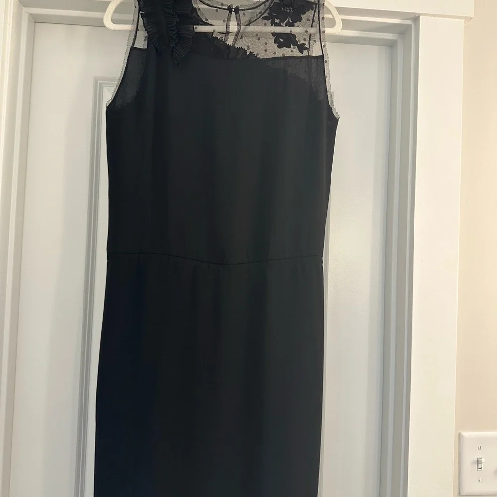 BCBGMaxAzria Elegant Black Ruffled Cocktail Dress with Lace, Sleeveless, Size M - Picture 3 of 12